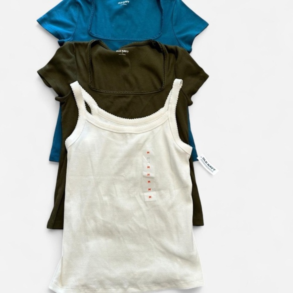 Bundle of three Old Navy ribbed tops